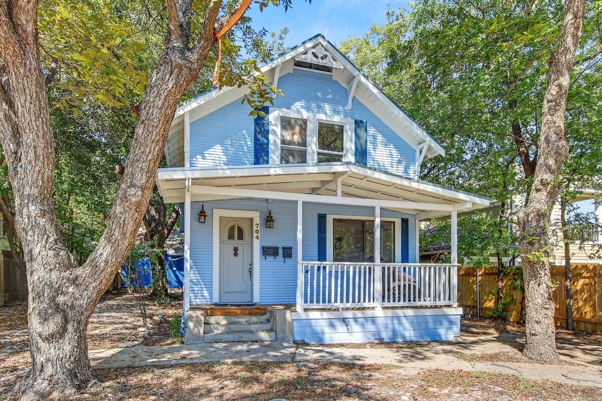 704 Franklin Blvd # A, Austin, TX 78751