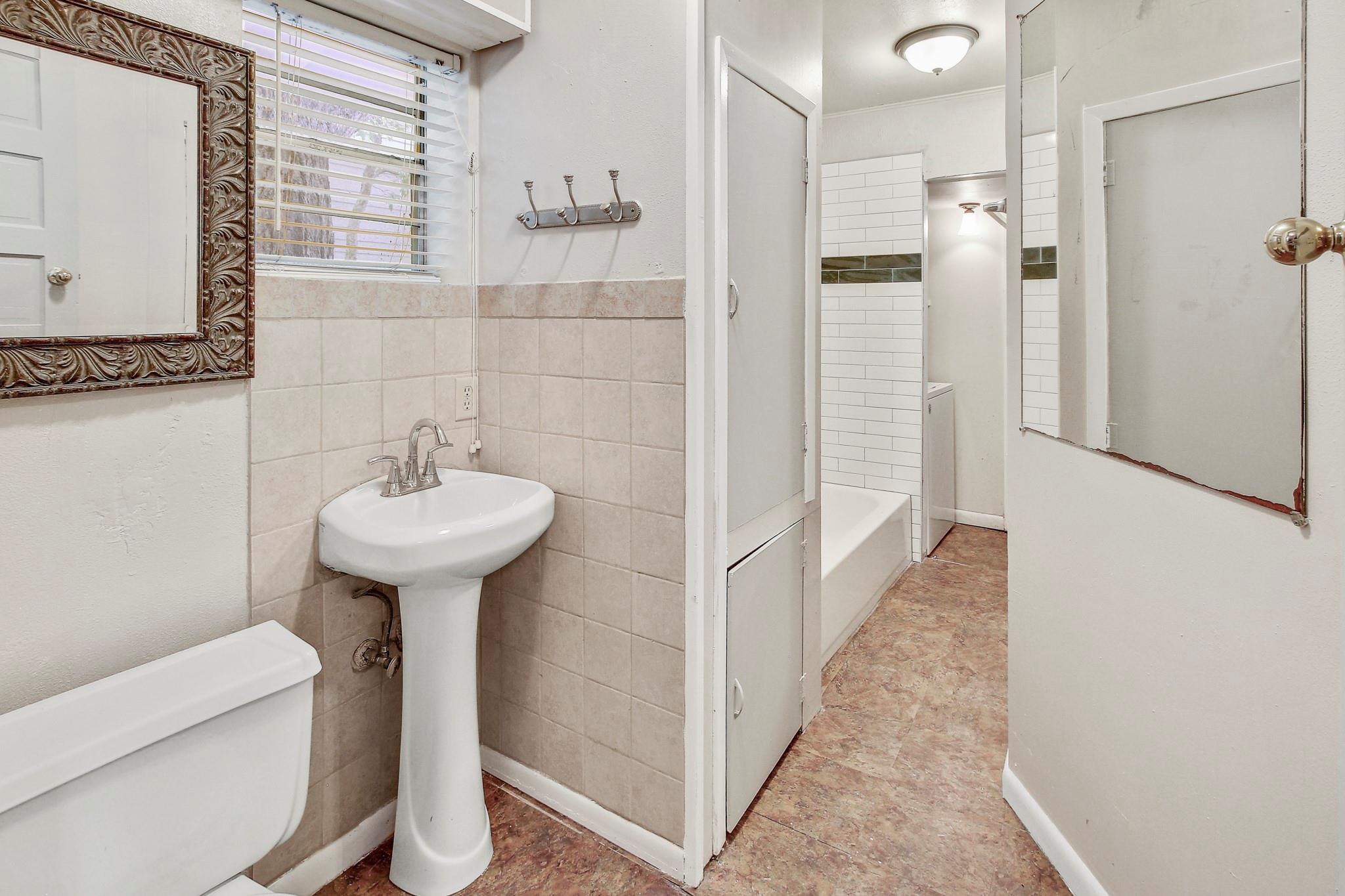 704 Franklin Blvd # A, Austin, TX 78751