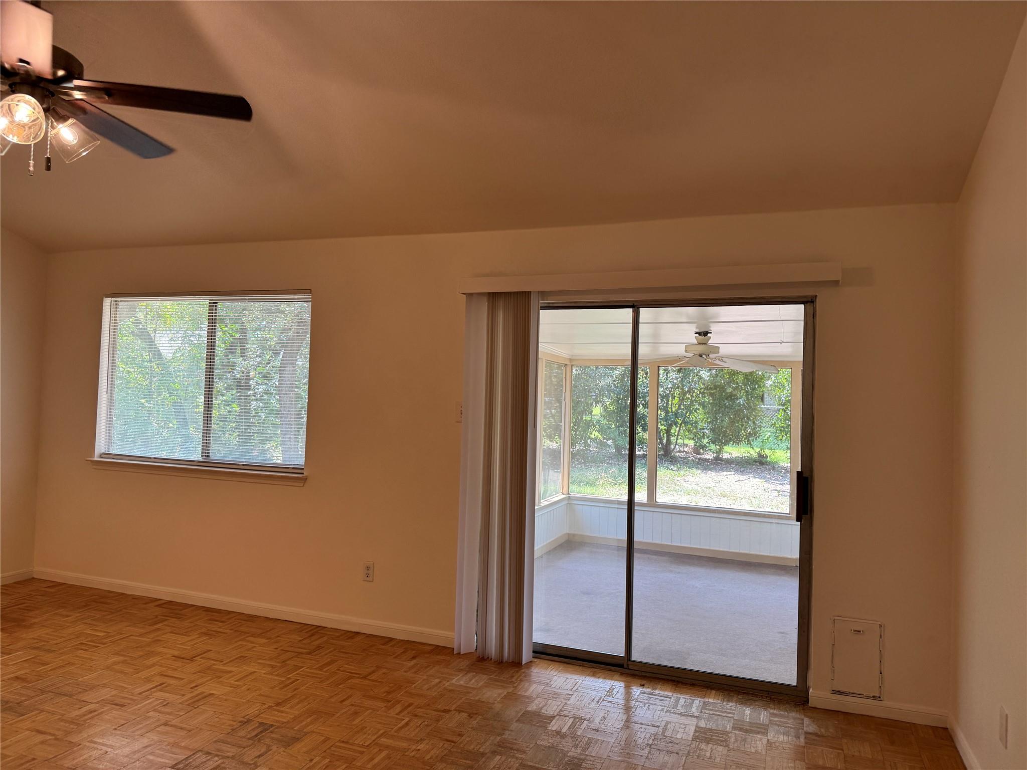 2207 N Cannes Dr, Cedar Park, TX 78613