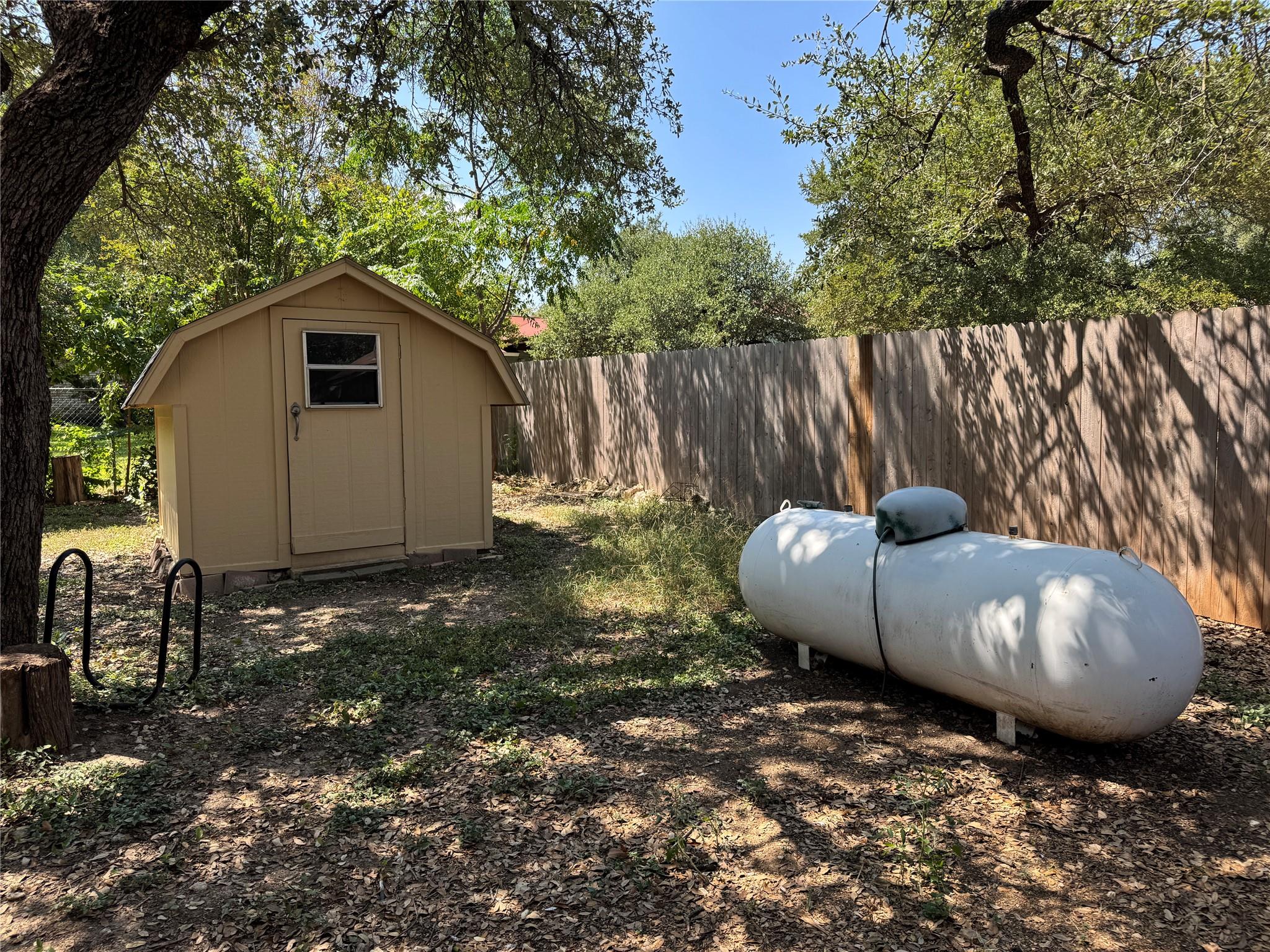 2207 N Cannes Dr, Cedar Park, TX 78613