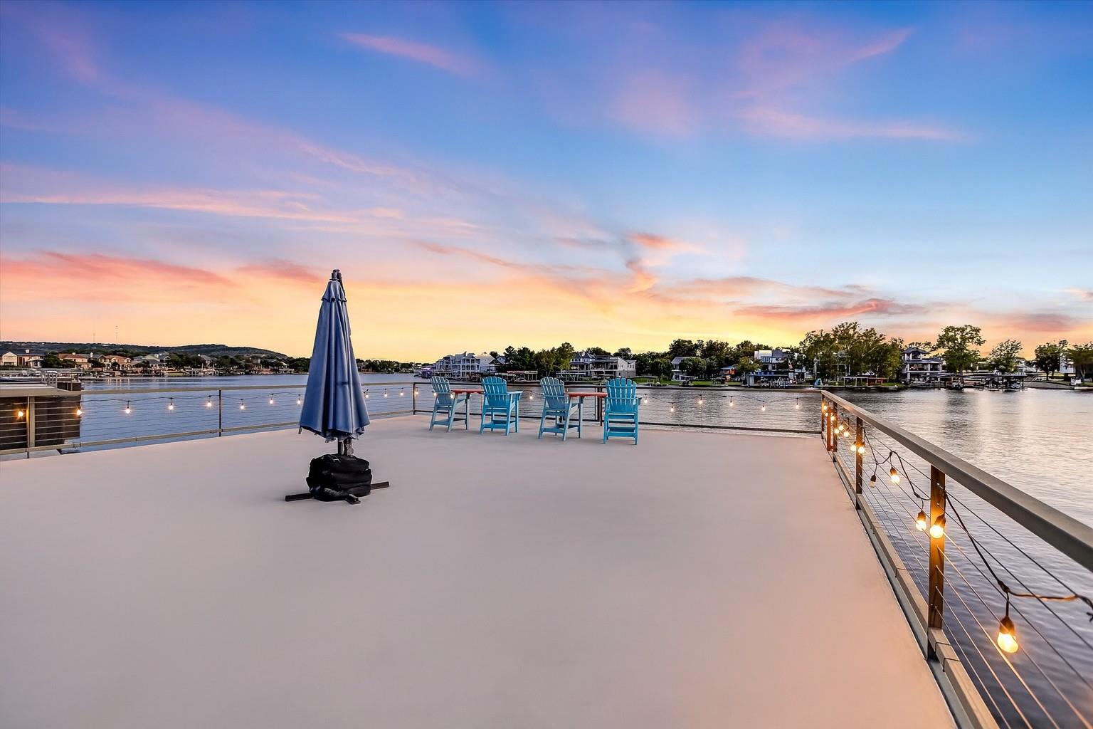 209 Houdini Way, Kingsland, TX 78639