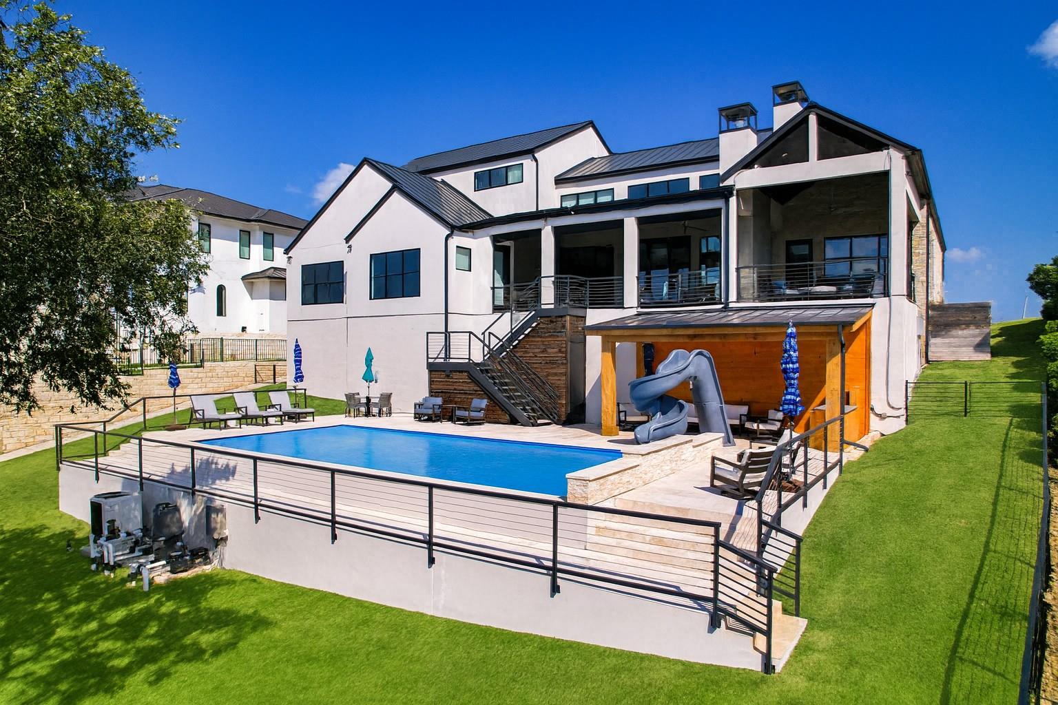 209 Houdini Way, Kingsland, TX 78639