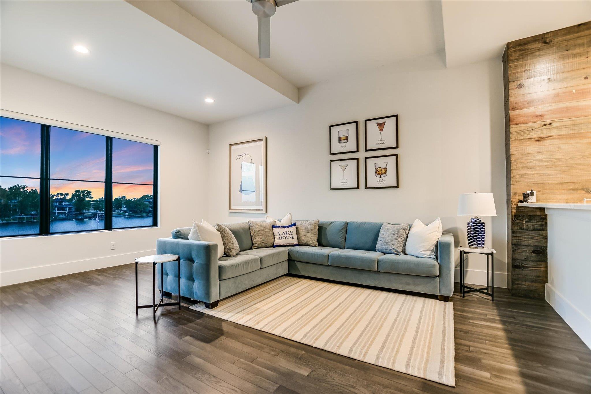 209 Houdini Way, Kingsland, TX 78639