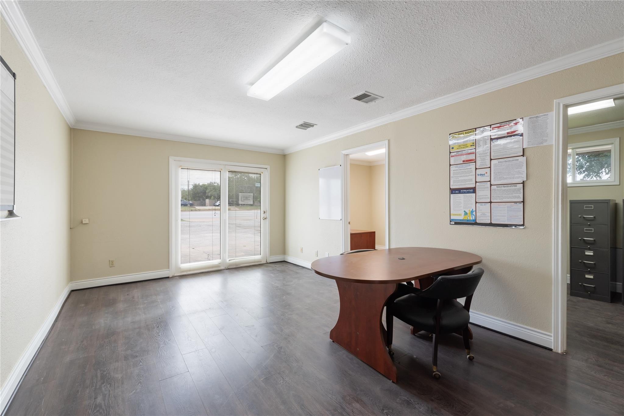 2207 W Parmer Ln, Austin, TX 78727