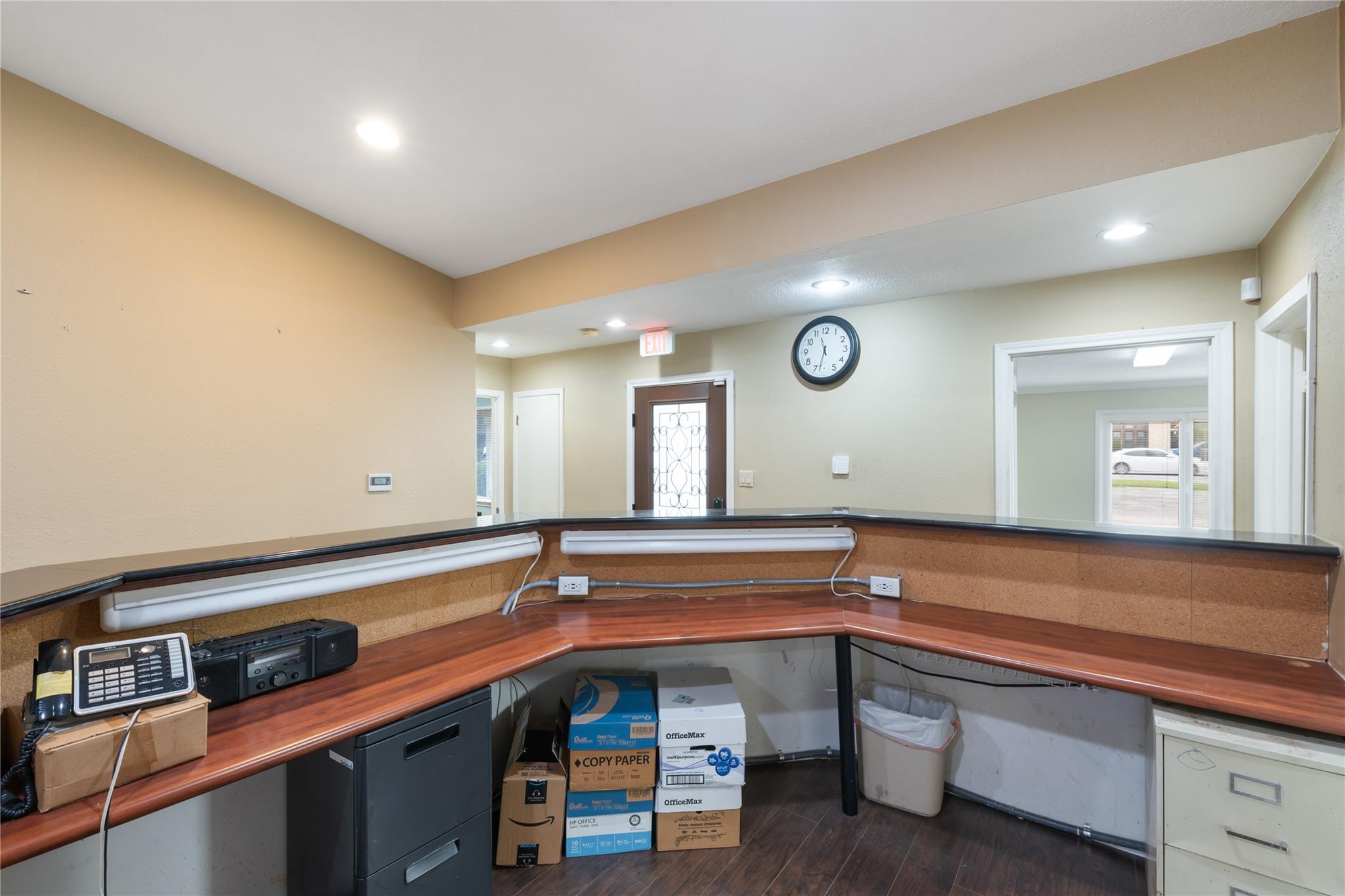 2207 W Parmer Ln, Austin, TX 78727