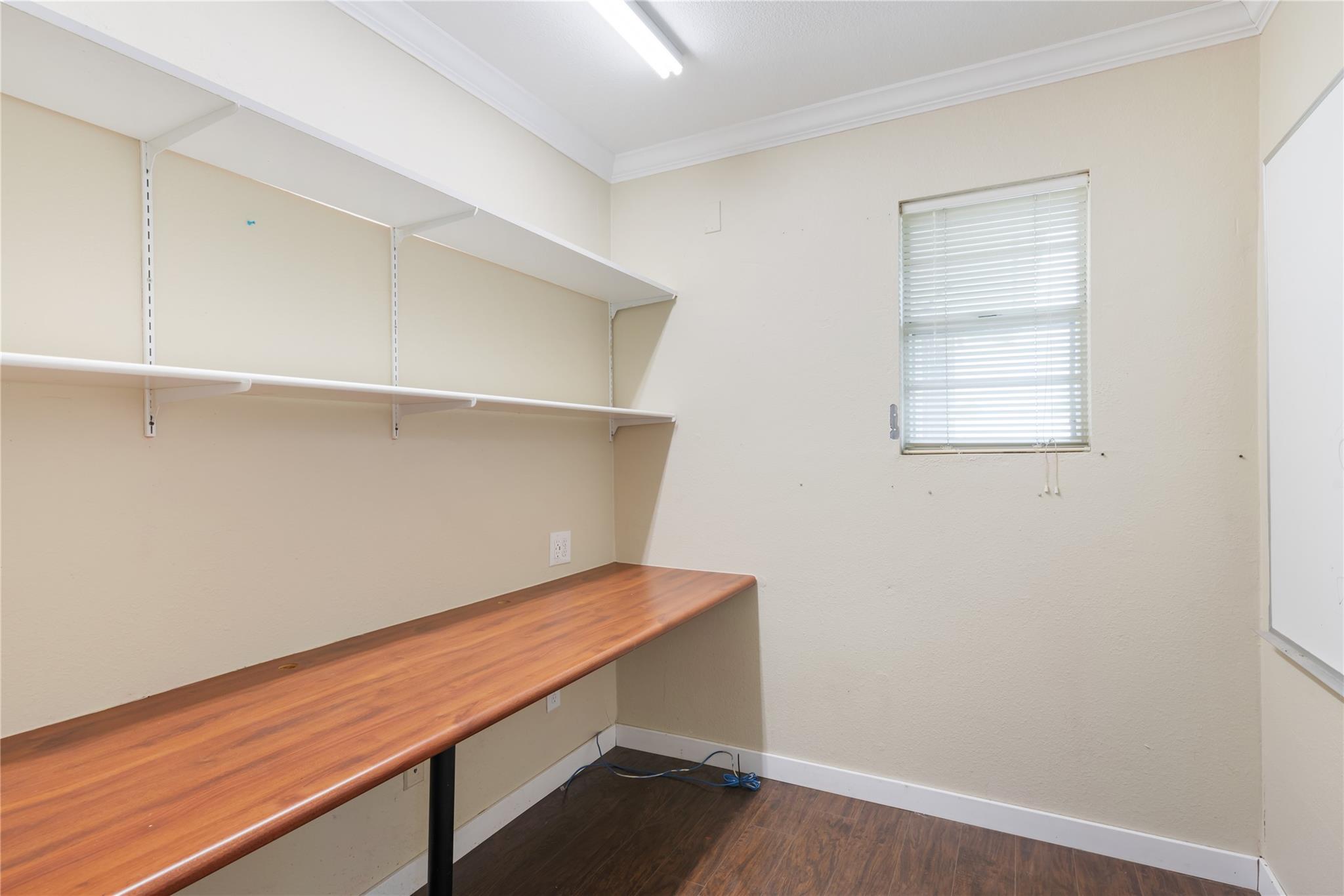 2207 W Parmer Ln, Austin, TX 78727