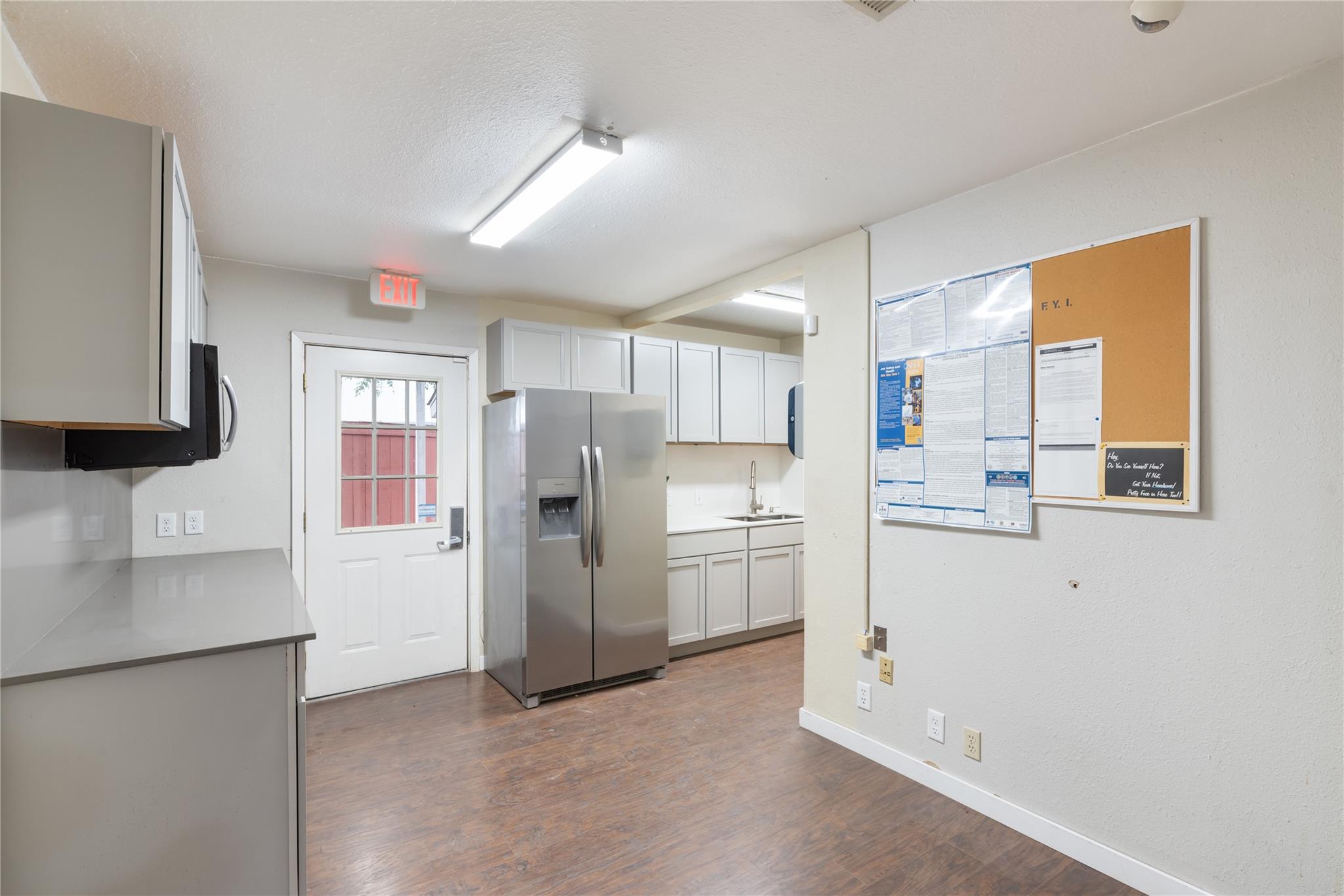 2207 W Parmer Ln, Austin, TX 78727