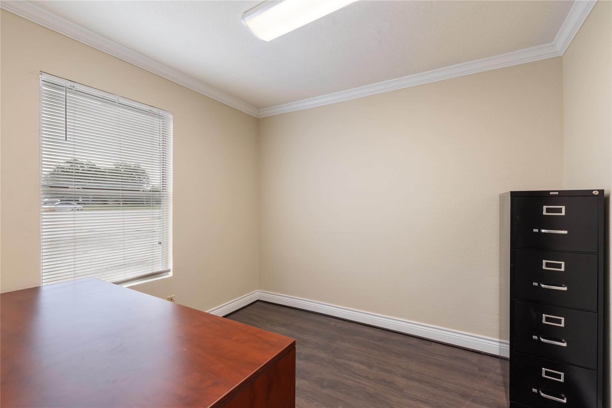 2207 W Parmer Ln, Austin, TX 78727