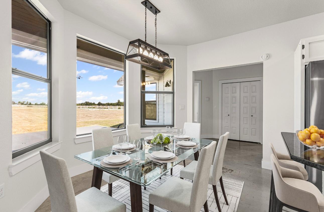 821 Silent Valley Rd, Lockhart, TX 78644