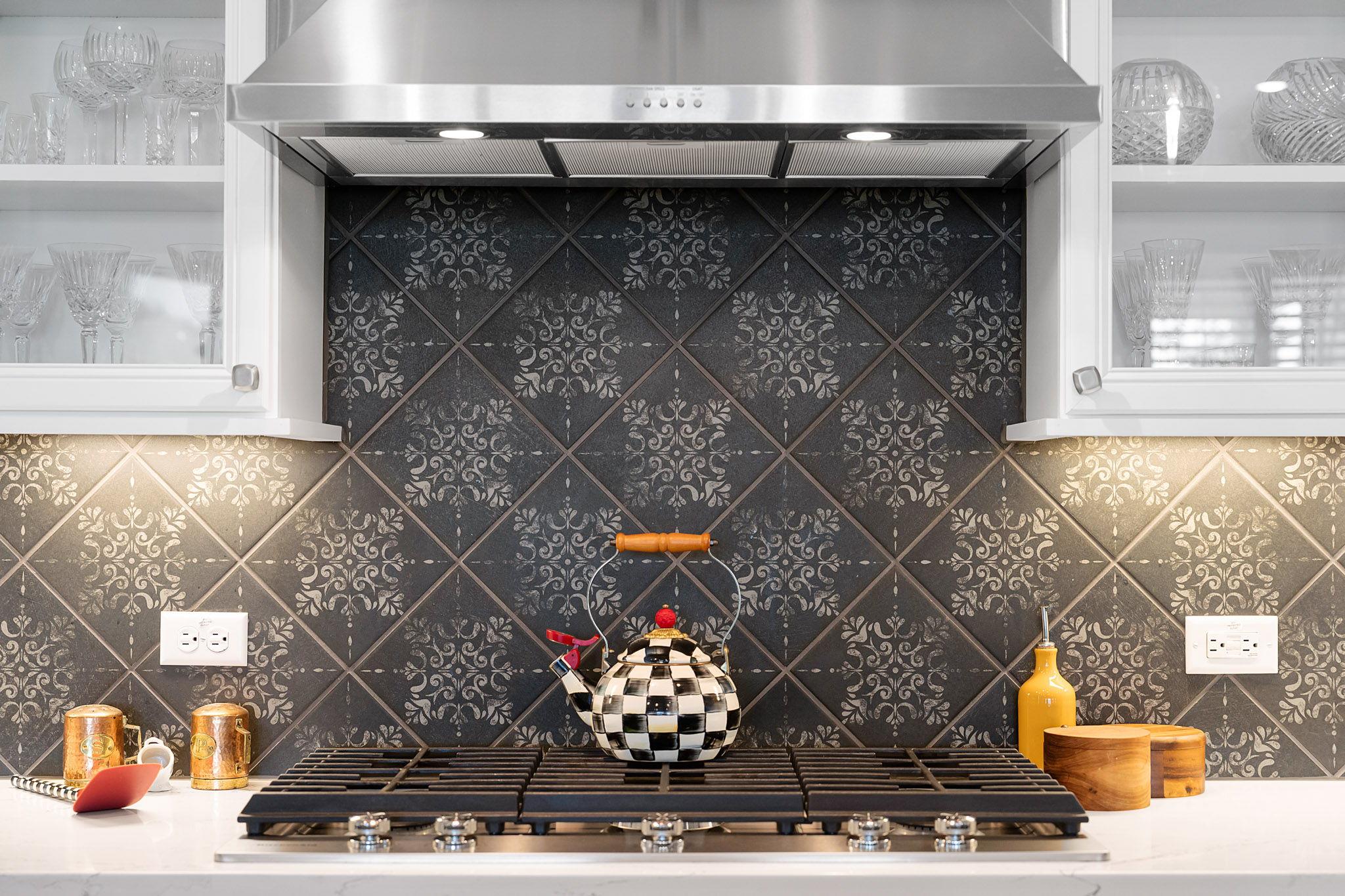 115 Twisting Crest Cv, San Marcos, TX 78666