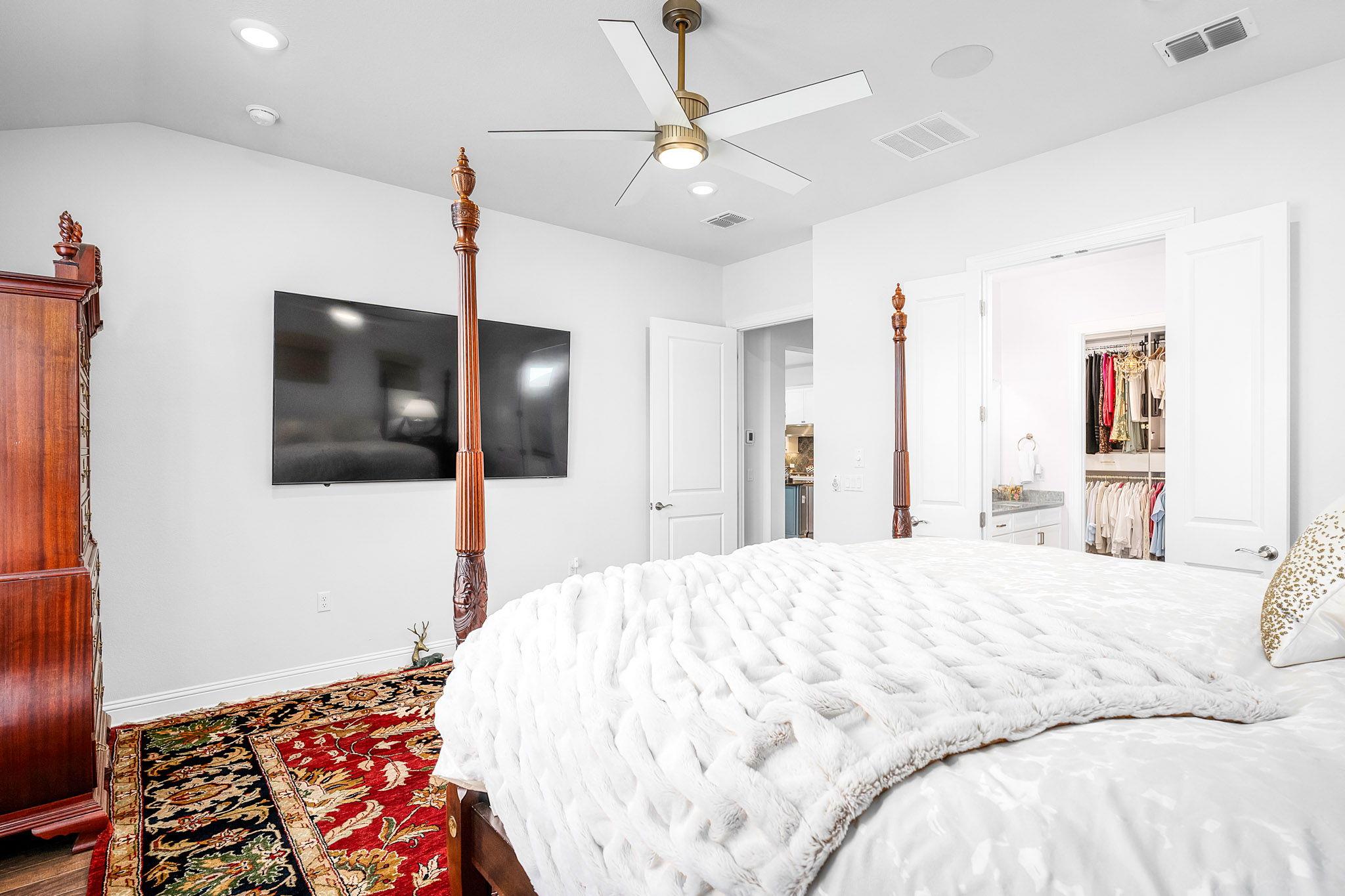 115 Twisting Crest Cv, San Marcos, TX 78666