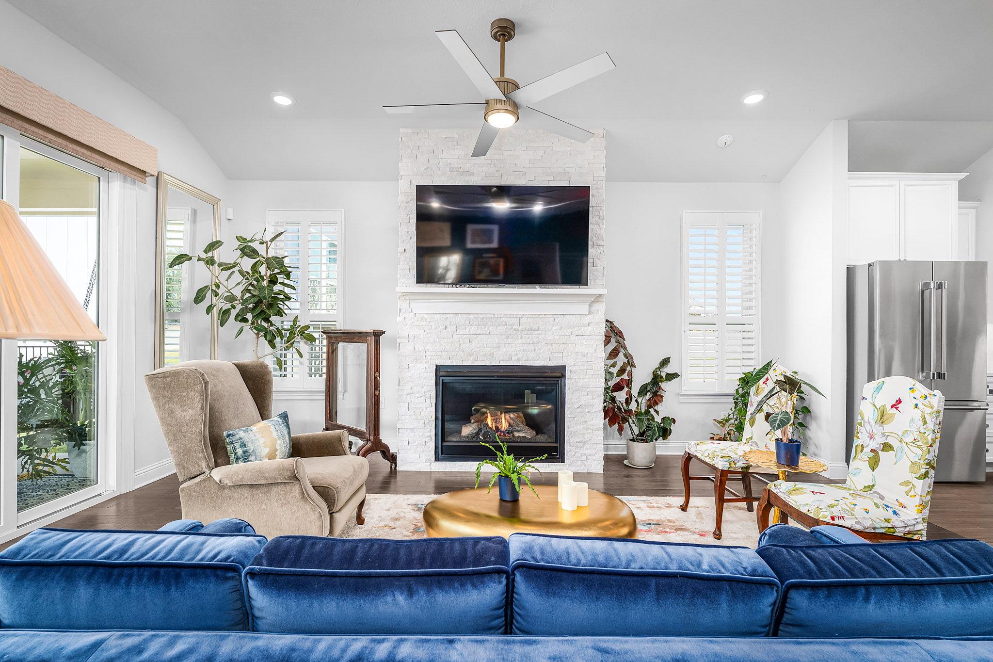 115 Twisting Crest Cv, San Marcos, TX 78666