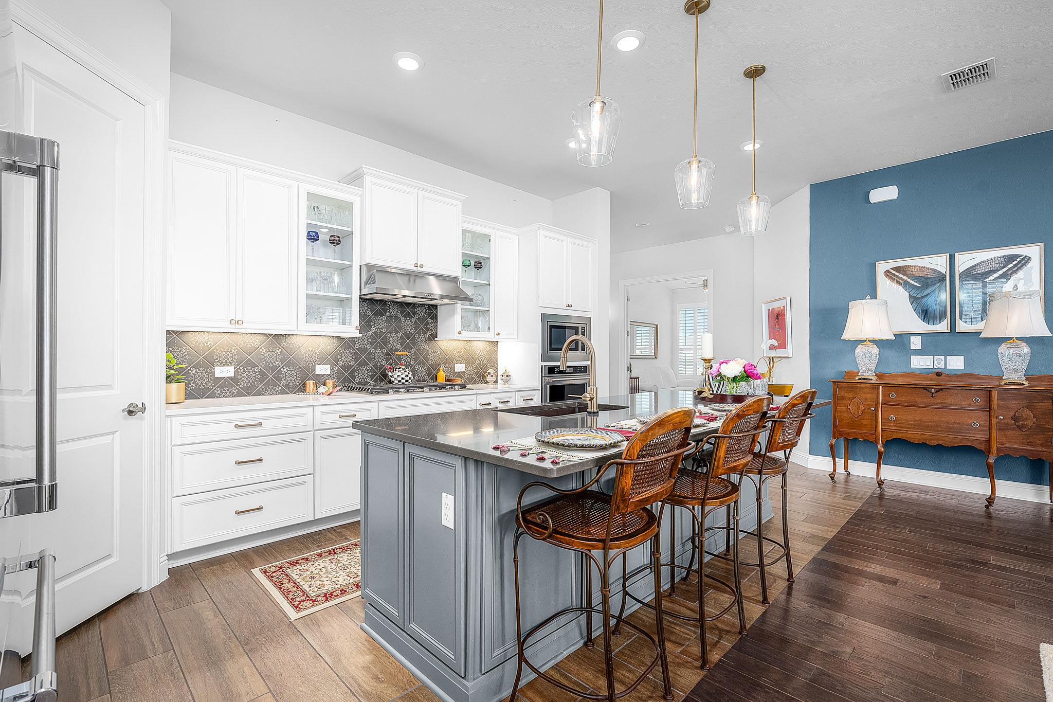 115 Twisting Crest Cv, San Marcos, TX 78666