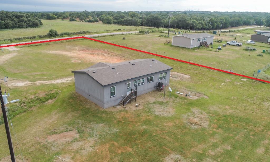 859 Ivy Switch Rd, Luling, TX 78648