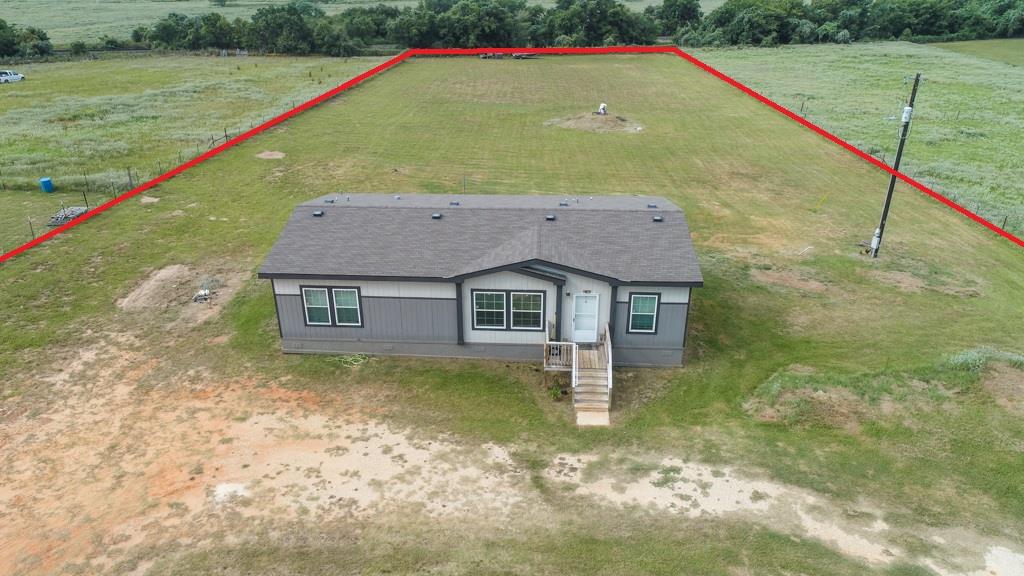 859 Ivy Switch Rd, Luling, TX 78648