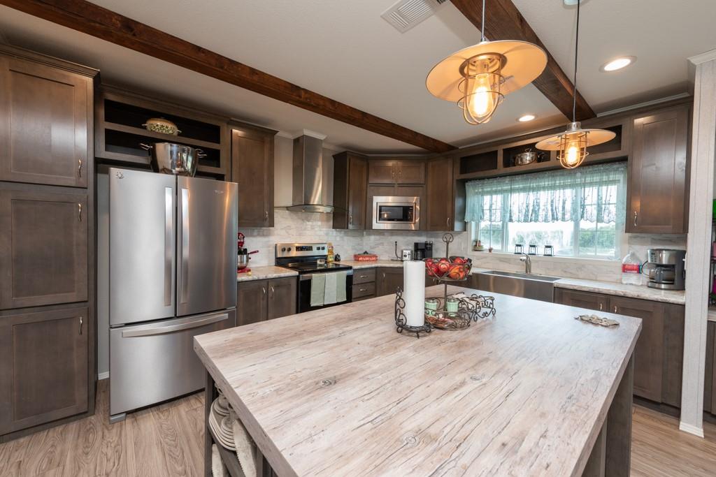 859 Ivy Switch Rd, Luling, TX 78648