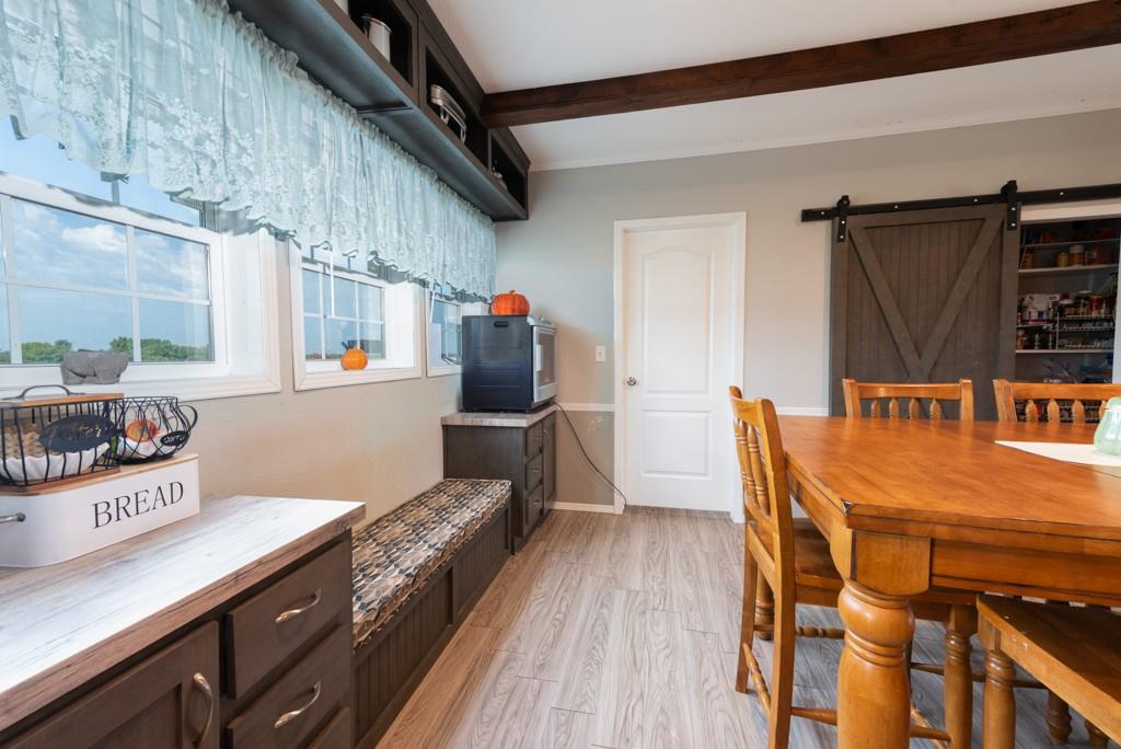 859 Ivy Switch Rd, Luling, TX 78648