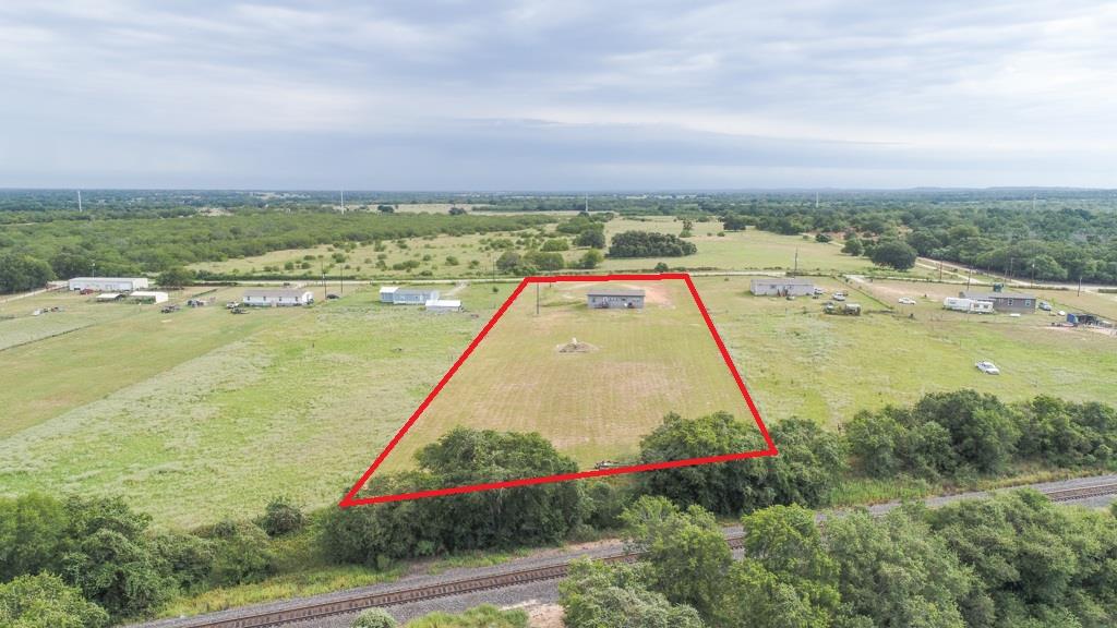 859 Ivy Switch Rd, Luling, TX 78648