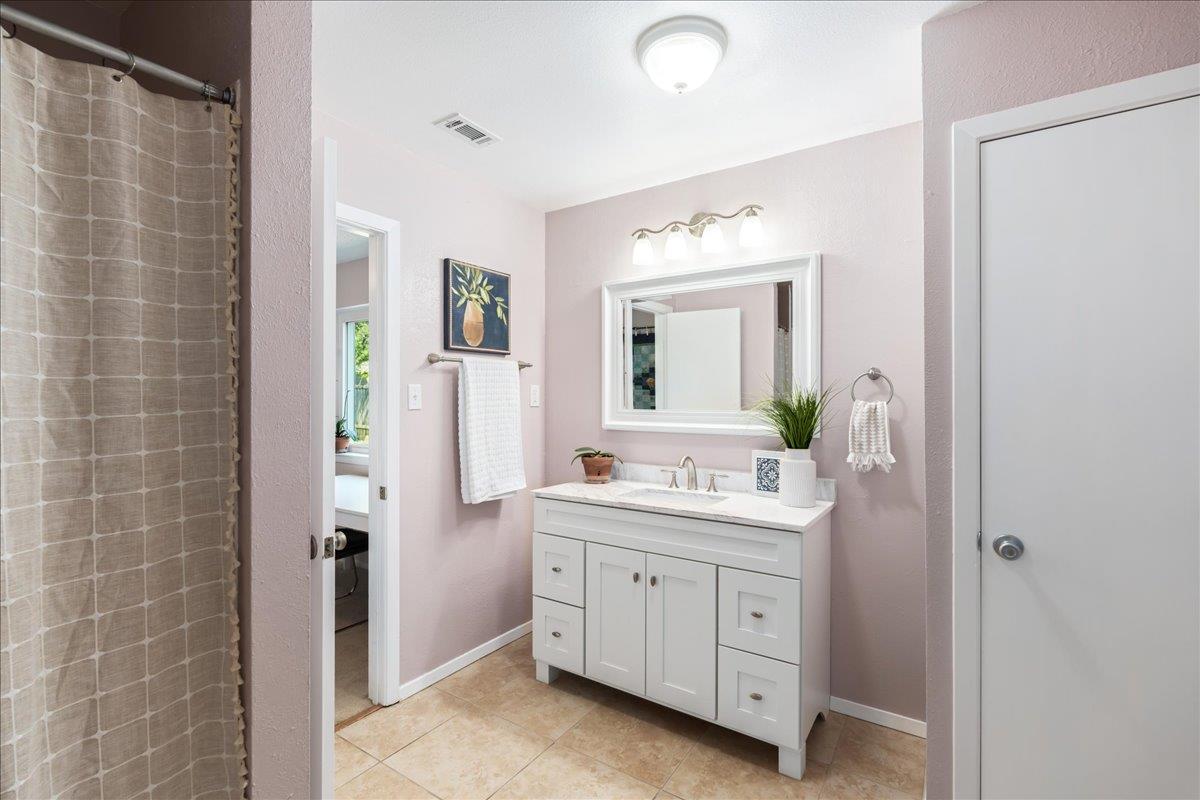 8100 Appomattox Dr, Austin, TX 78745