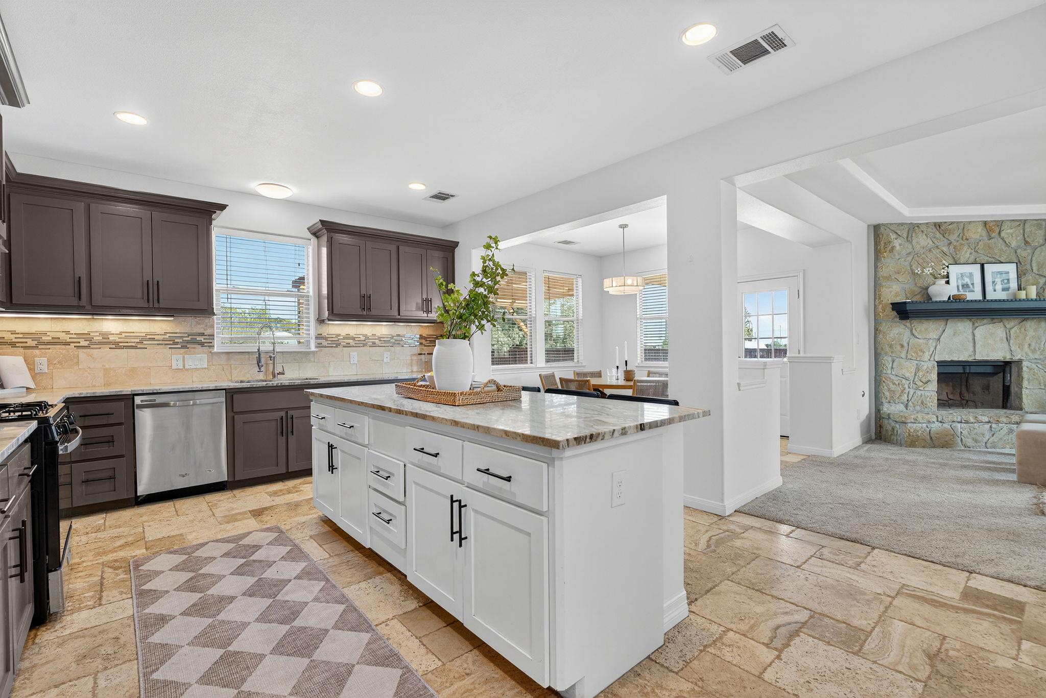 201 Seminole Rd, Leander, TX 78641