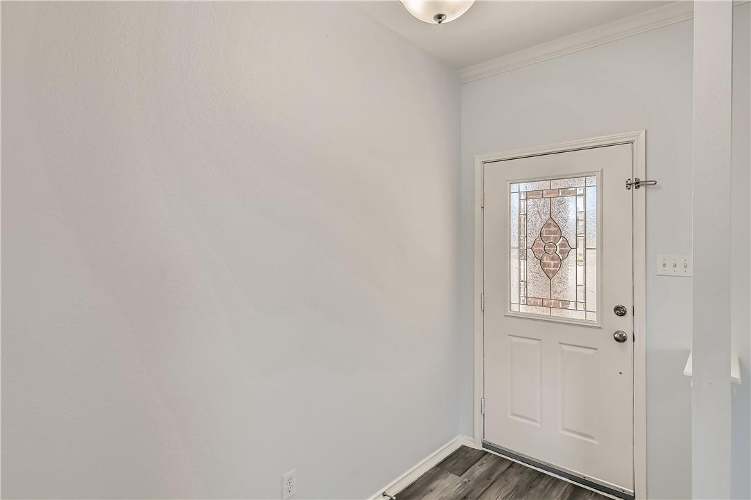 1104 Canoe Cv, Hutto, TX 78634