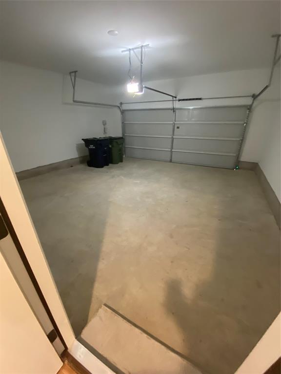 1012 Olinda Ct, Liberty Hill, TX 78642