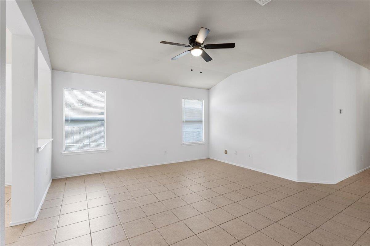 2721 Breezy Point Cv, Round Rock, TX 78665