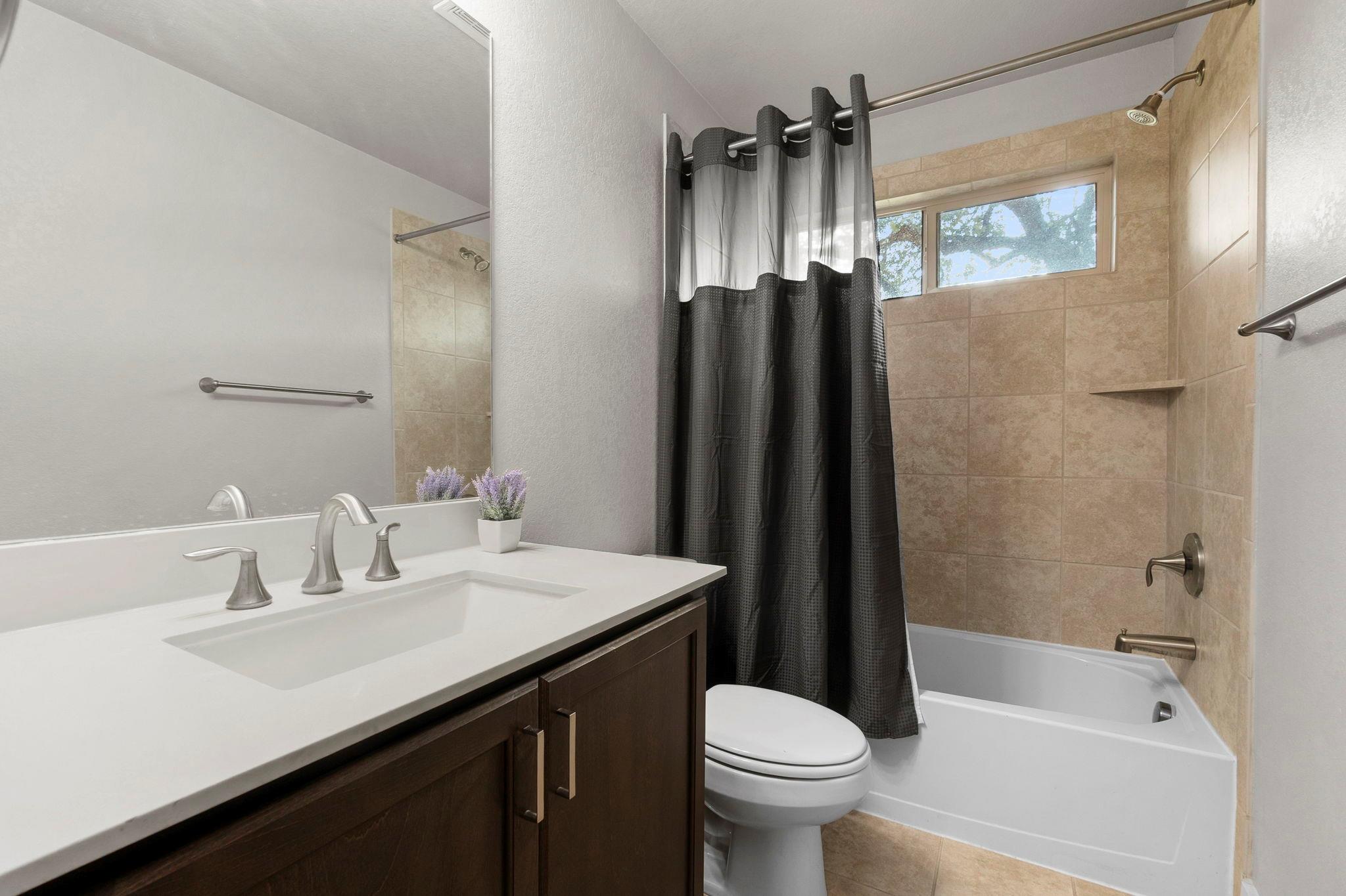 800 John Price Rd, Blanco, TX 78606