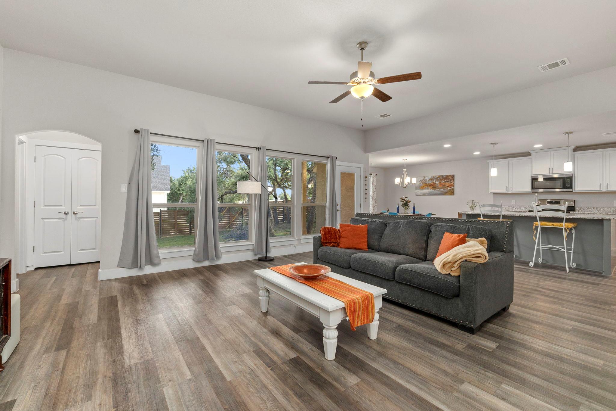 800 John Price Rd, Blanco, TX 78606