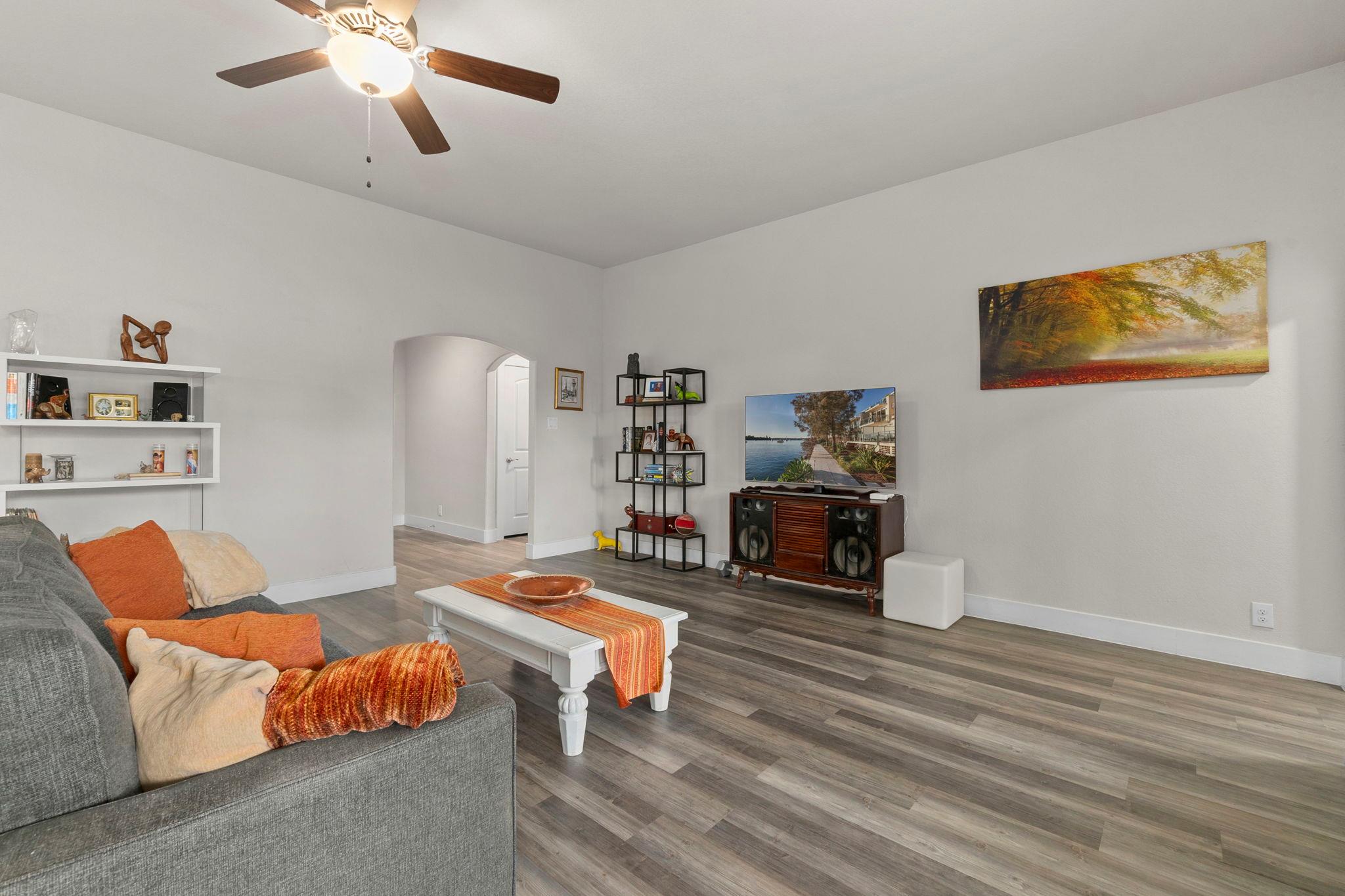 800 John Price Rd, Blanco, TX 78606