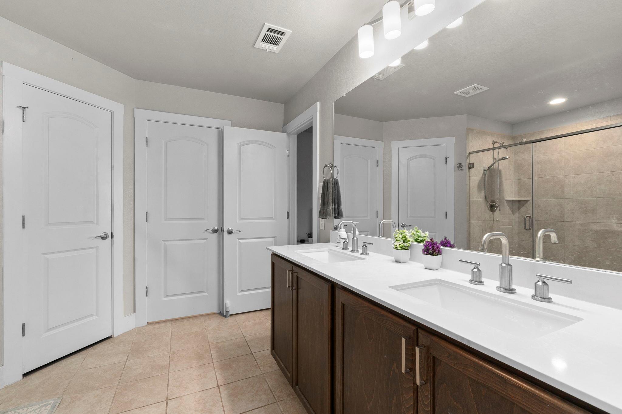 800 John Price Rd, Blanco, TX 78606