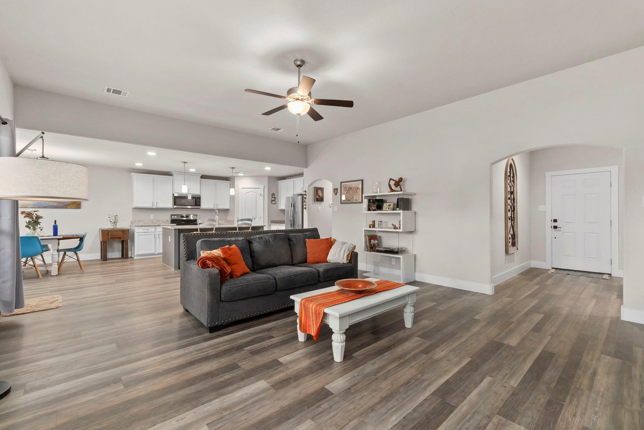 800 John Price Rd, Blanco, TX 78606