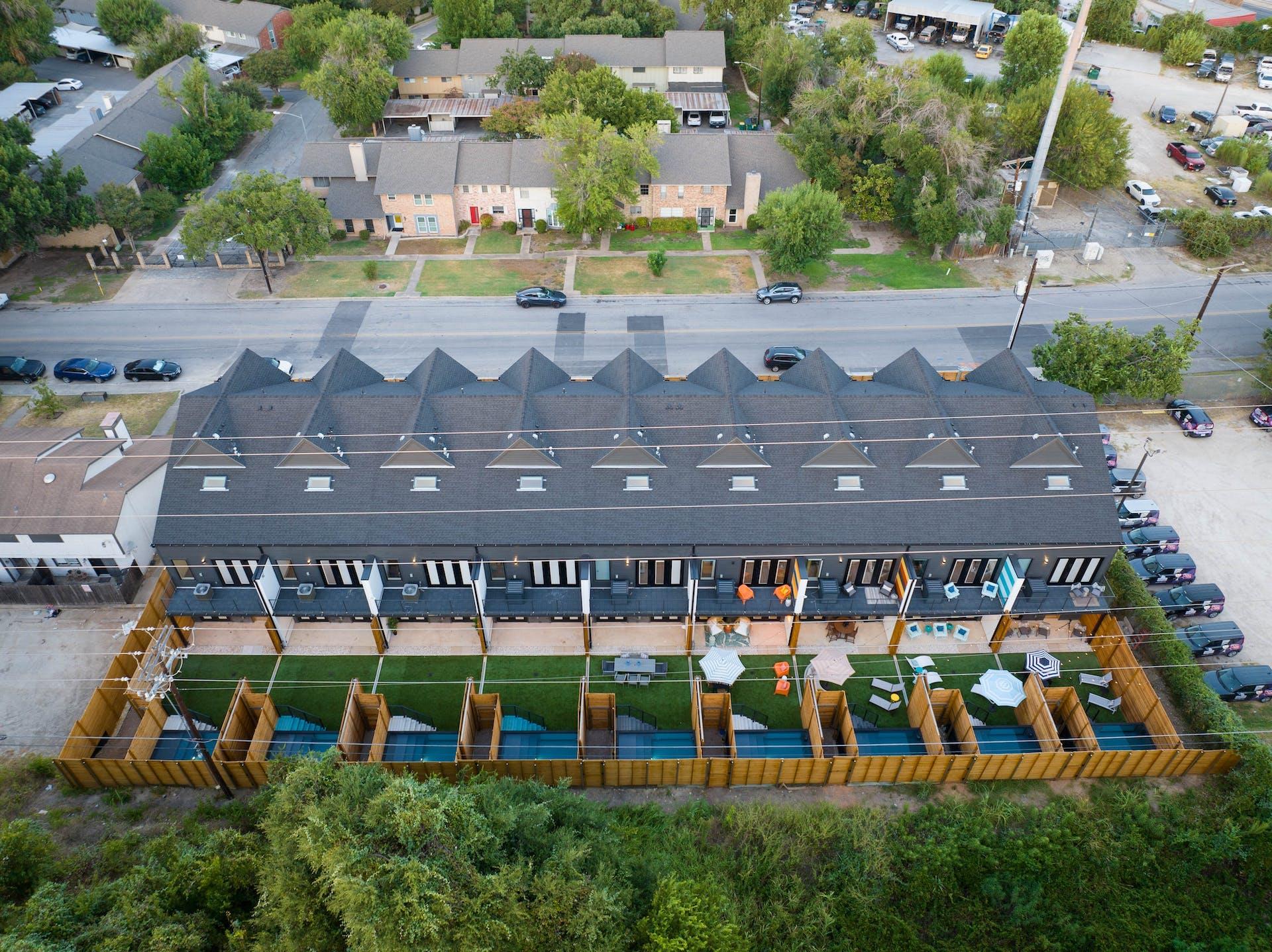 7104 Creekside Dr, Austin, TX 78752