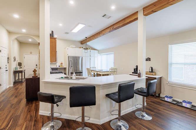 213 Chandler Crossing Trl, Round Rock, TX 78665