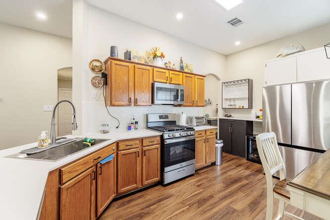 213 Chandler Crossing Trl, Round Rock, TX 78665