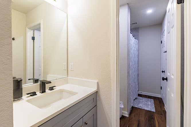 213 Chandler Crossing Trl, Round Rock, TX 78665