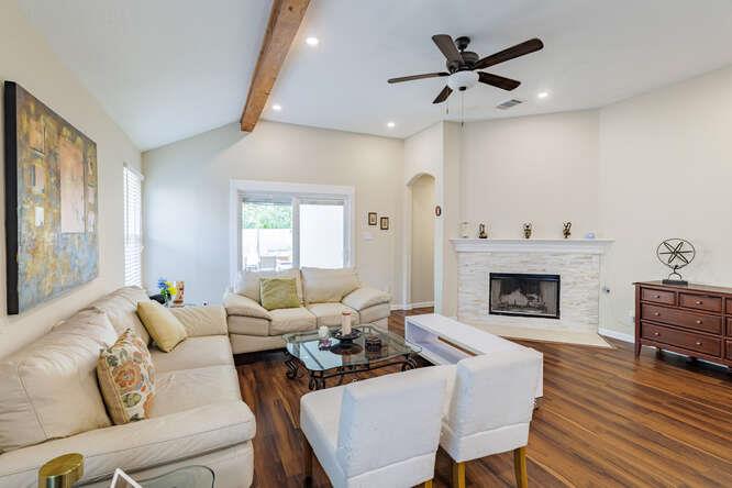 213 Chandler Crossing Trl, Round Rock, TX 78665