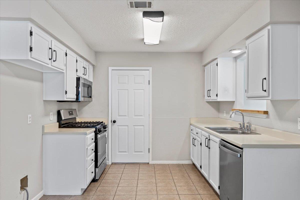 4103 Koala Dr, Killeen, TX 76543