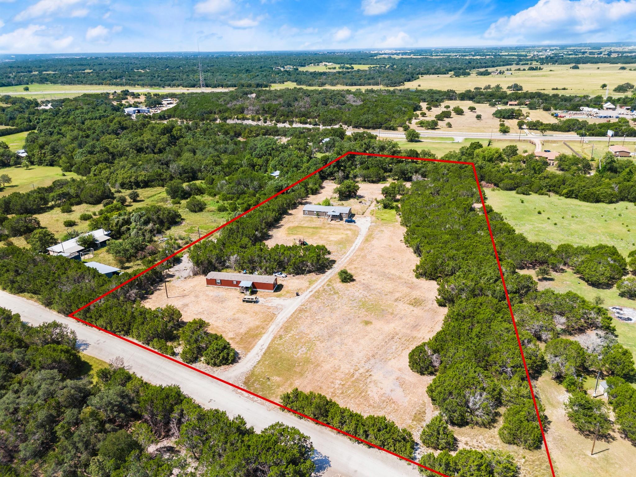 755 Pecan Br, Florence, TX 76527