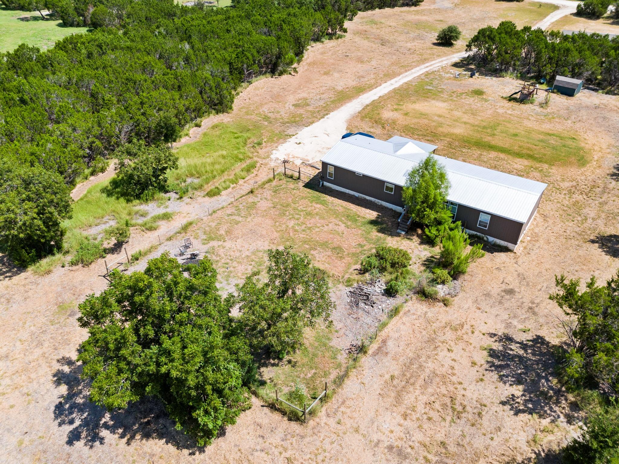 755 Pecan Br, Florence, TX 76527