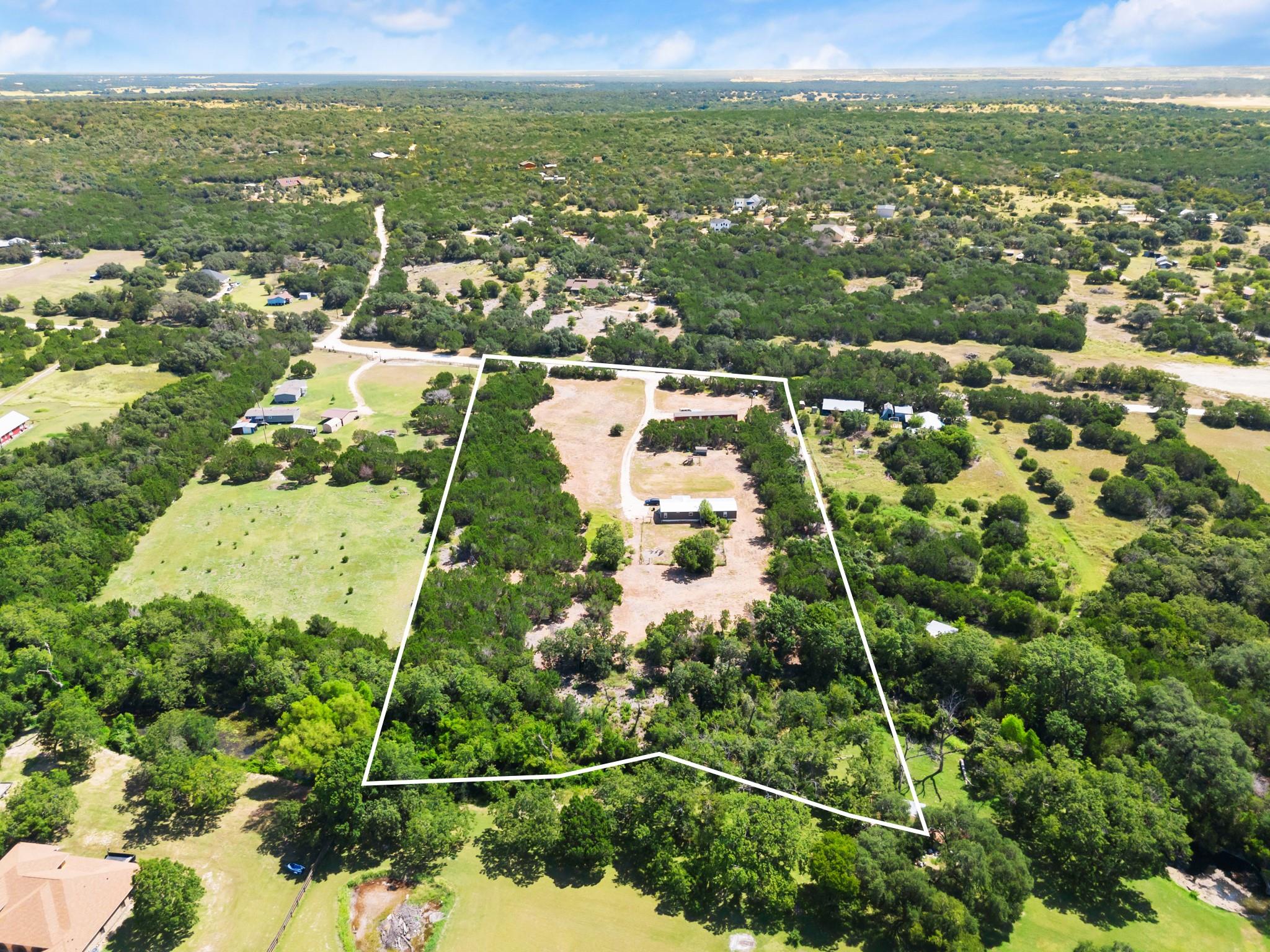 755 Pecan Br, Florence, TX 76527