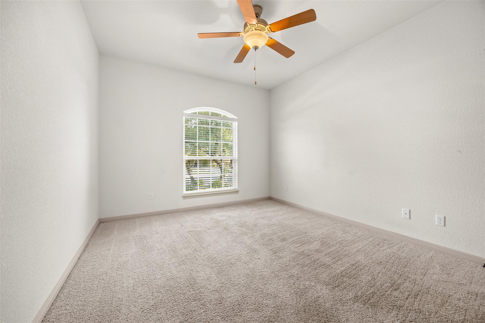 610 Algerita Dr, Georgetown, TX 78628