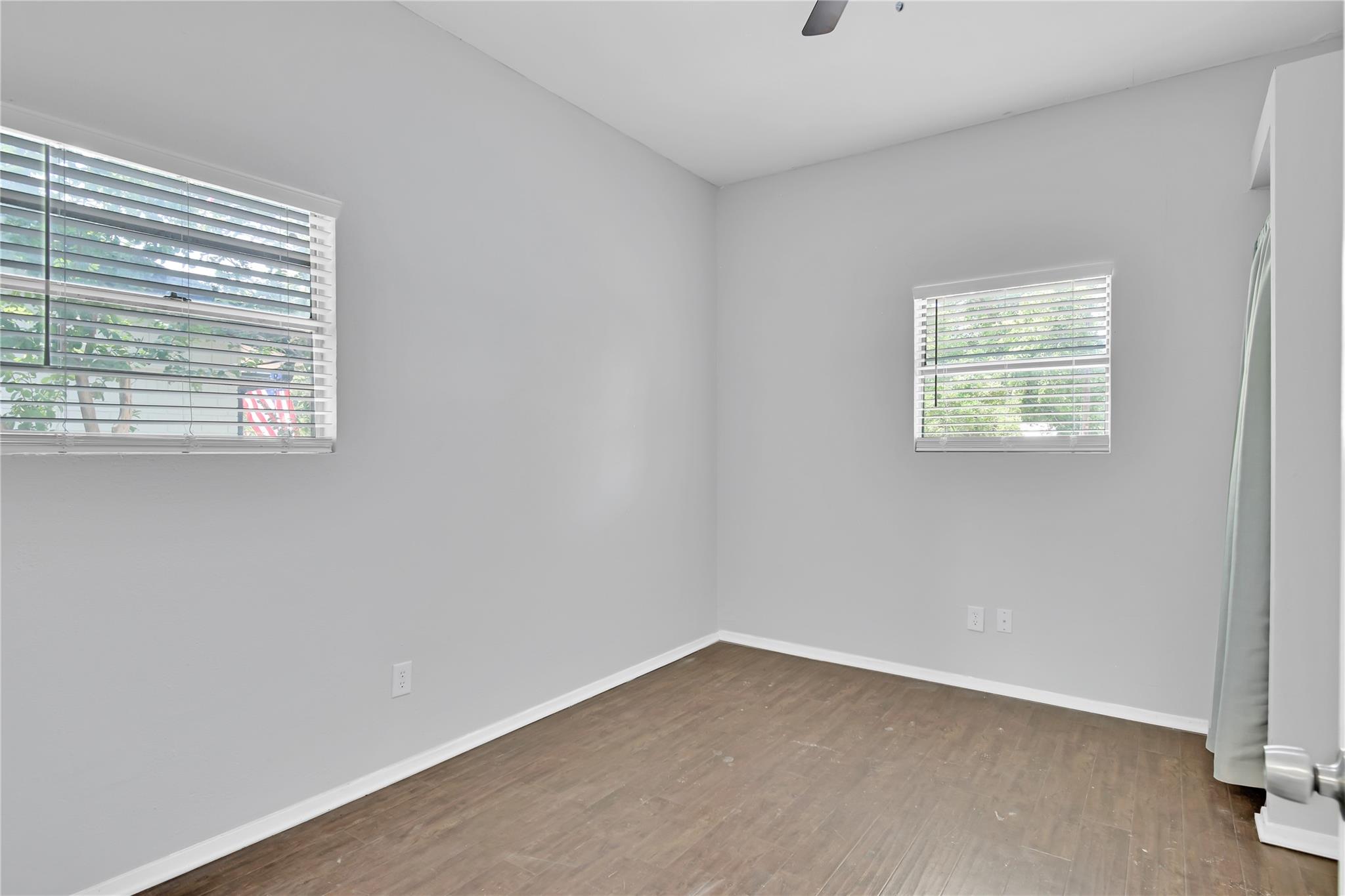 1407 Kent St, Taylor, TX 76574