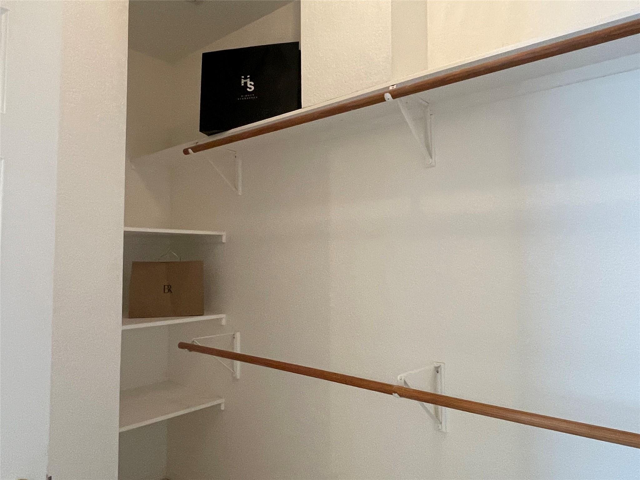 120 W Brazos Dr, Georgetown, TX 78628