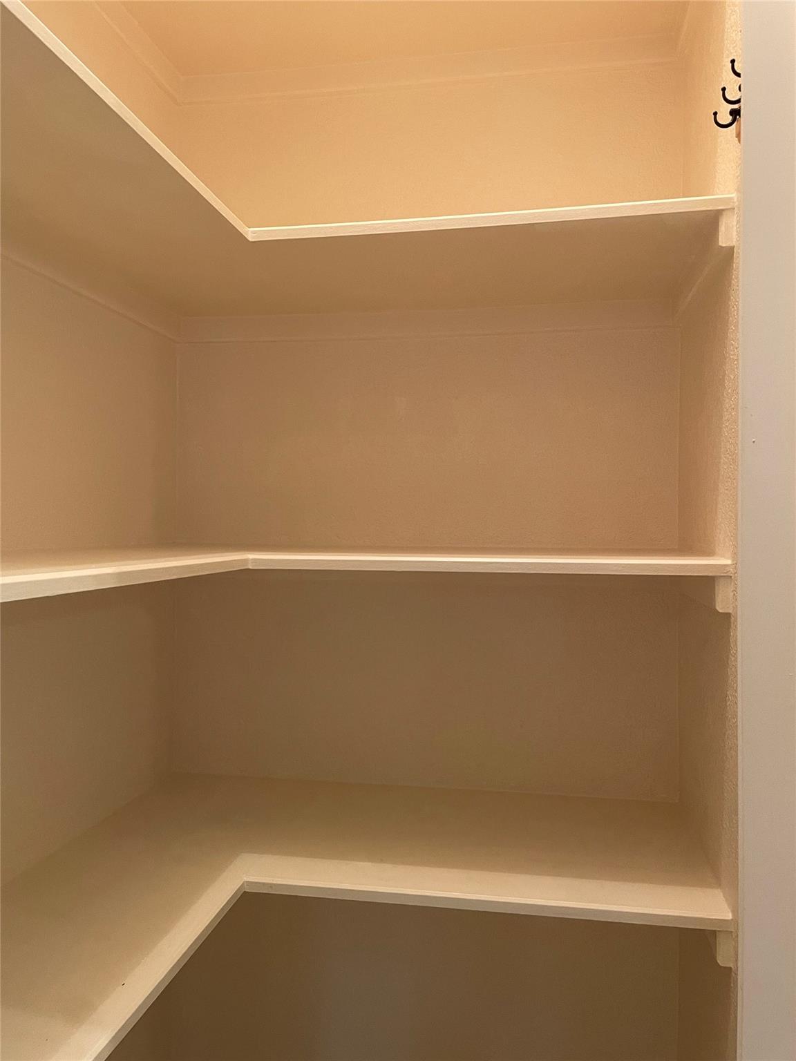 120 W Brazos Dr, Georgetown, TX 78628