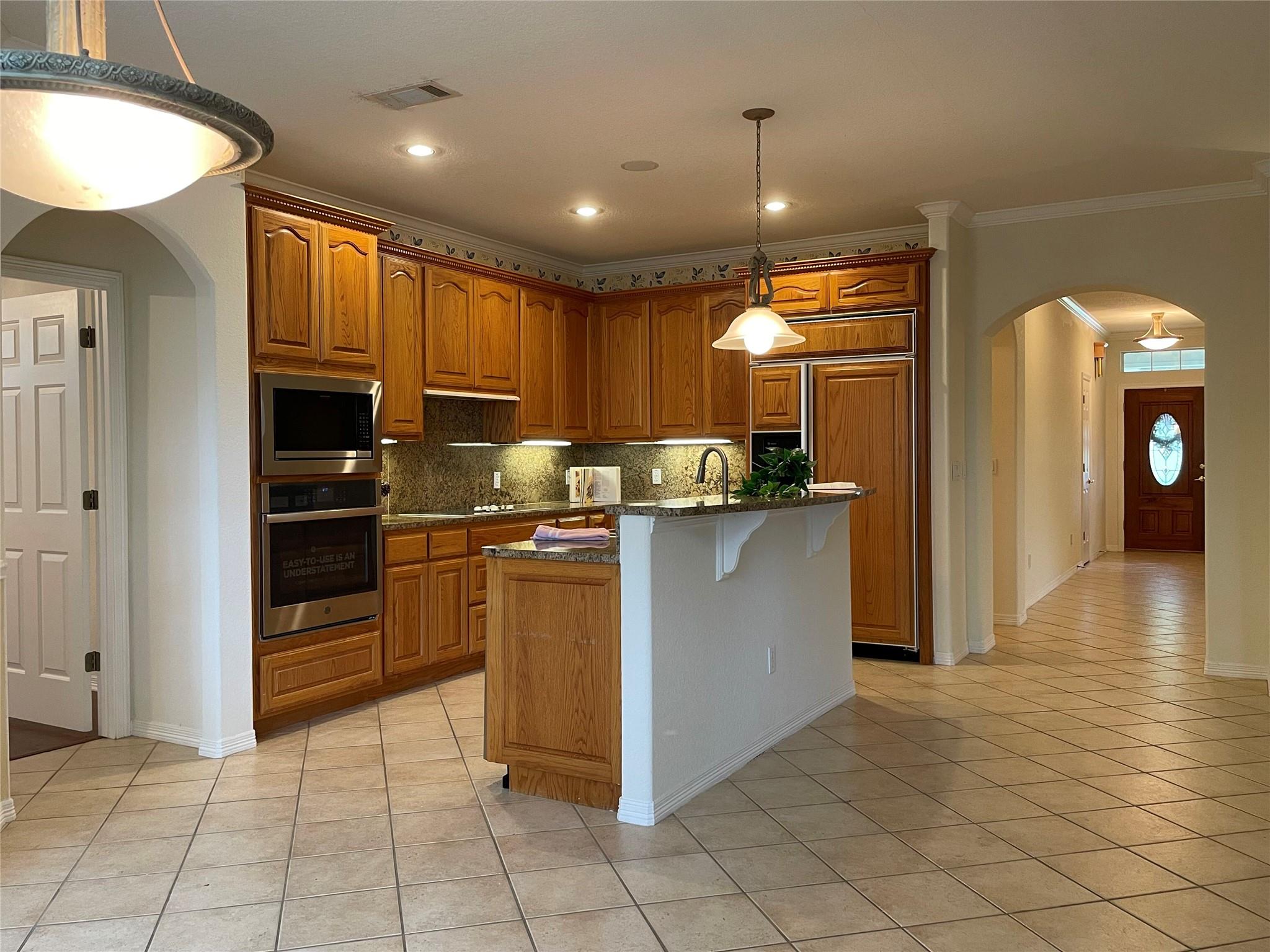 120 W Brazos Dr, Georgetown, TX 78628