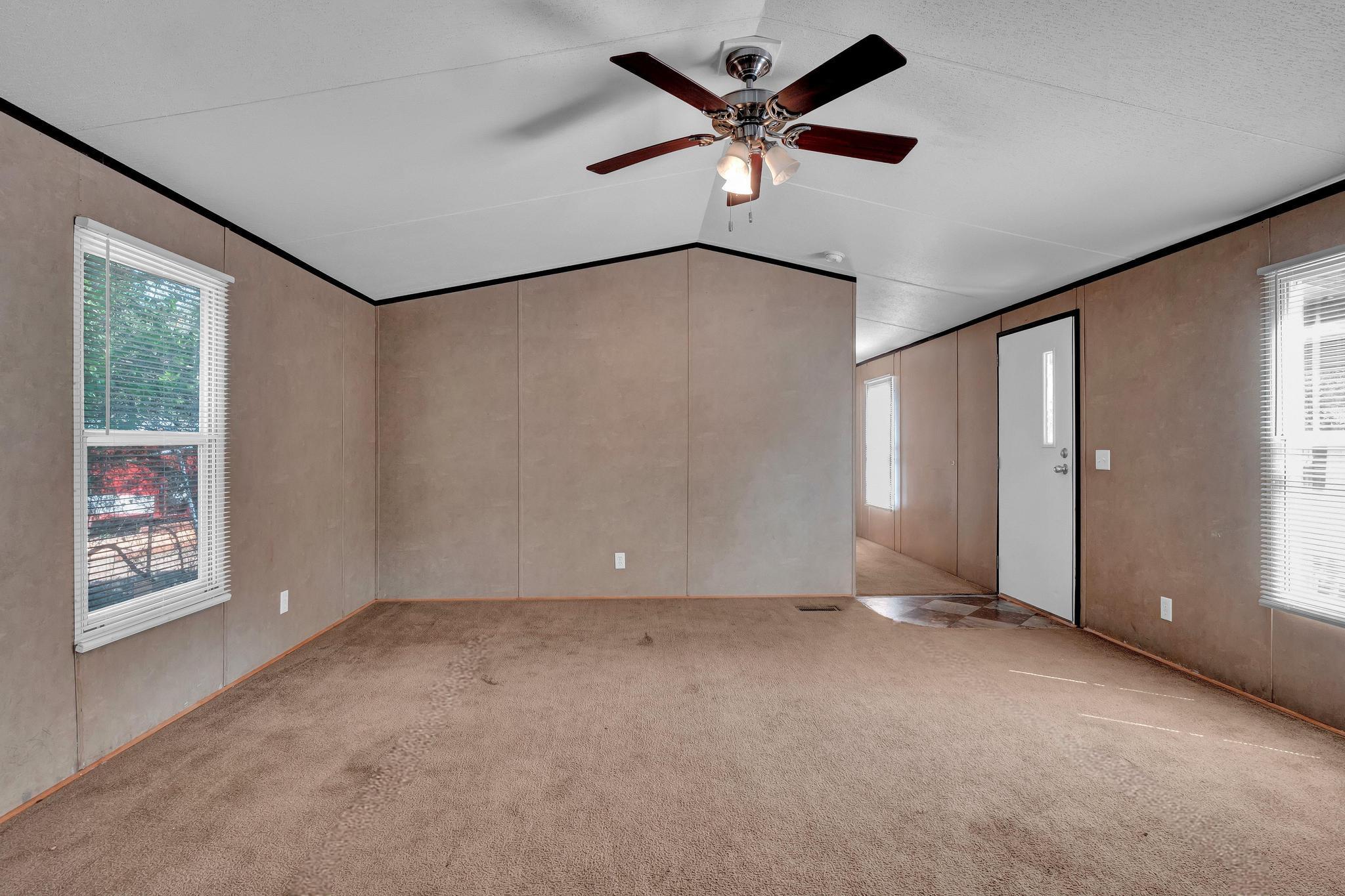 110 Swift Ln, Bastrop, TX 78602