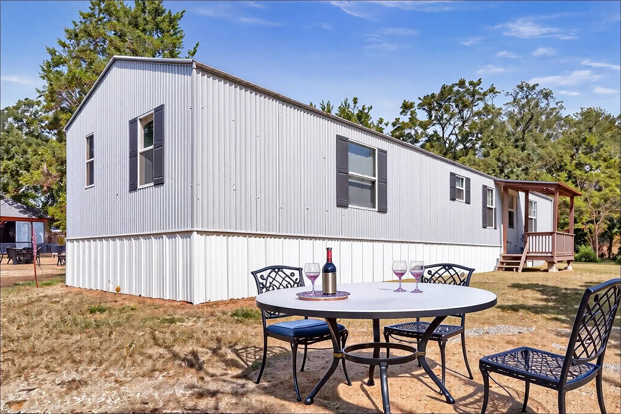 110 Swift Ln, Bastrop, TX 78602