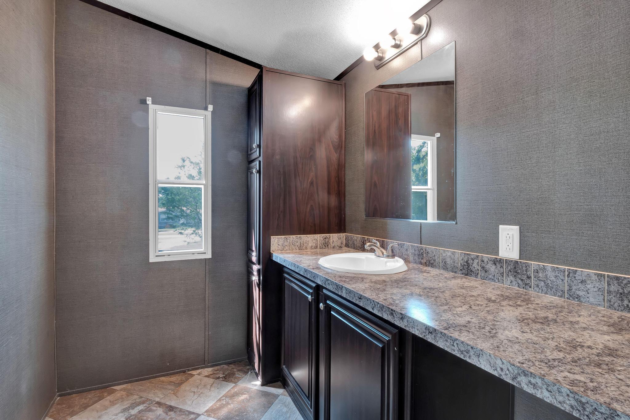 110 Swift Ln, Bastrop, TX 78602