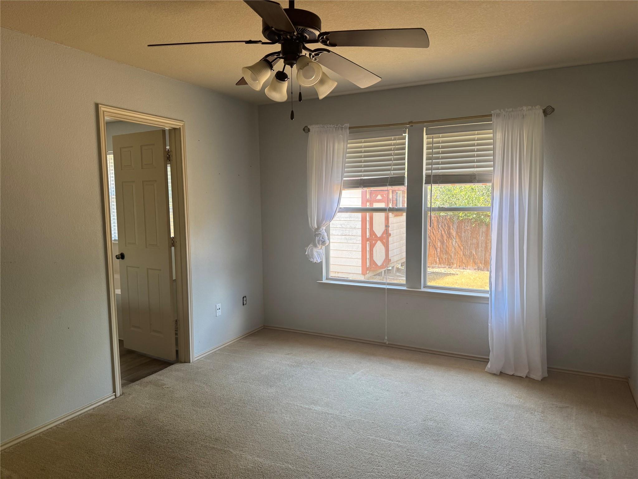 510 Red Tails Dr NE, Austin, TX 78725